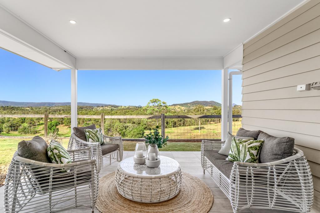 2 Traveston Rd, Traveston, QLD 4570