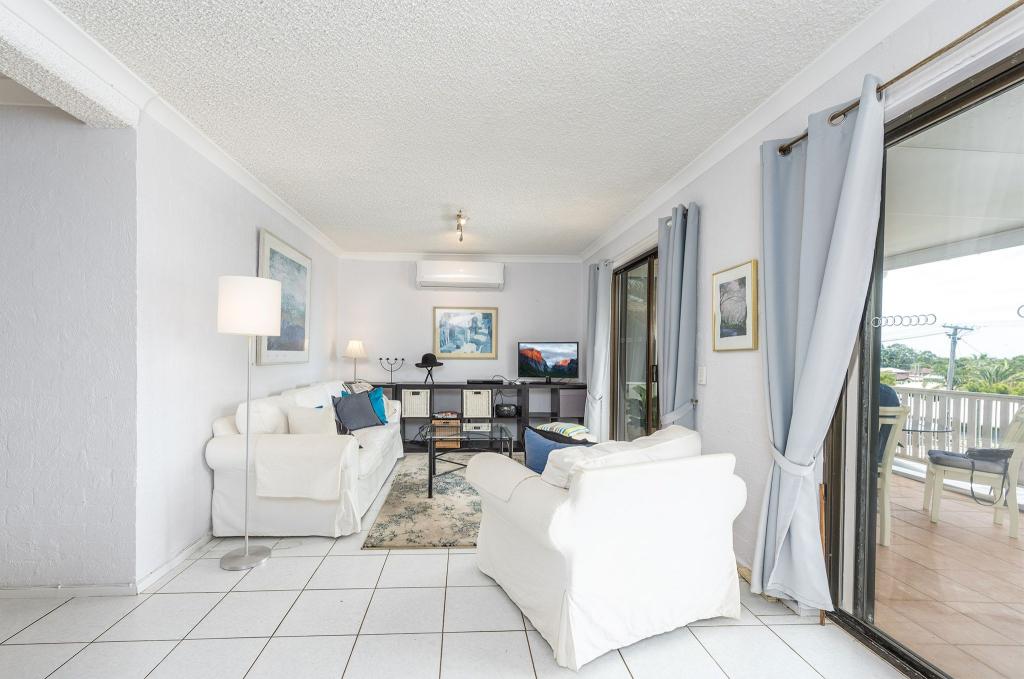 2/6 Kalinda Ave, Mooloolaba, QLD 4557