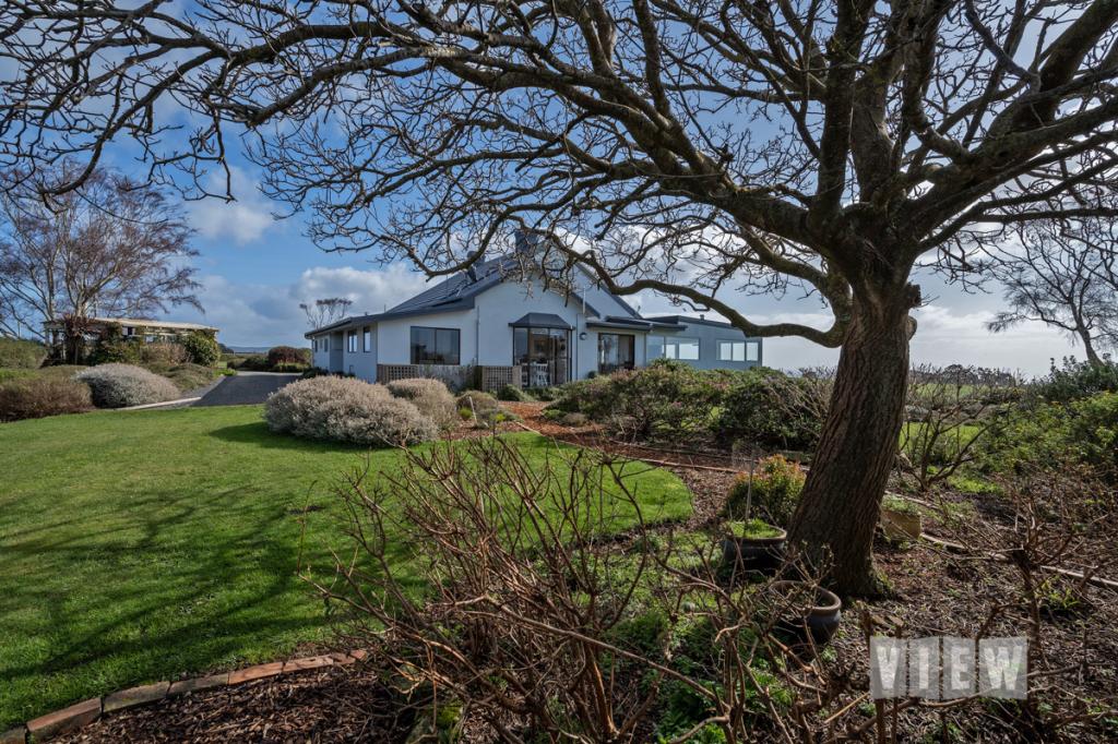 144 Baulds Rd, Table Cape, TAS 7325