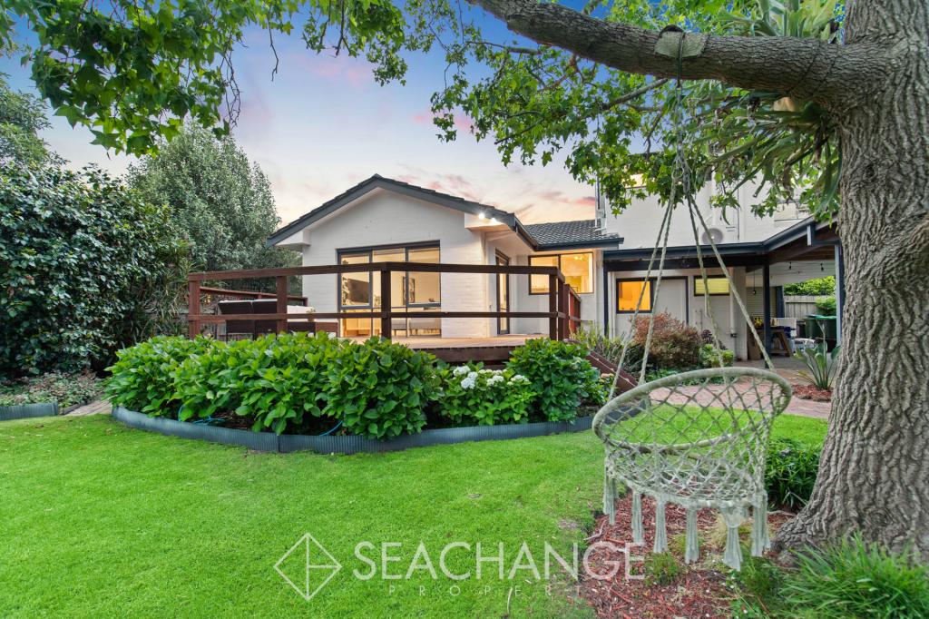 2 Warner Ave, Mornington, VIC 3931