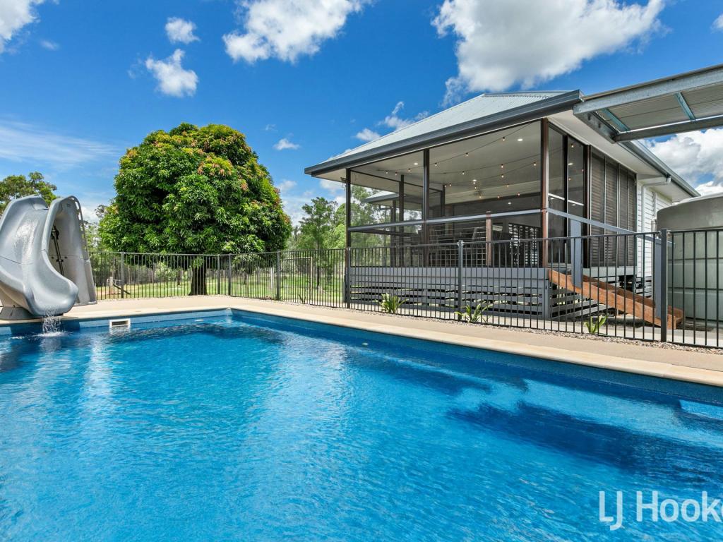 138 STAIERS RD, MUNGAR, QLD 4650