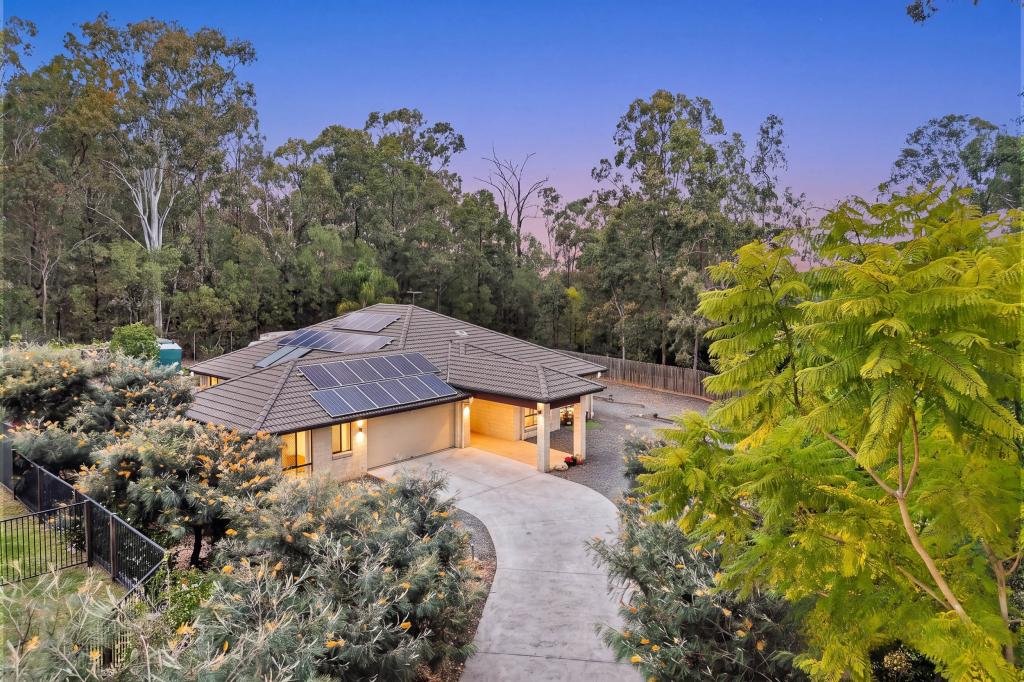 18 Camberwell Cl, Gleneagle, QLD 4285