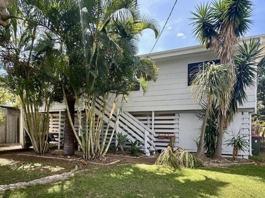 54 Archer Dr, Moranbah, QLD 4744