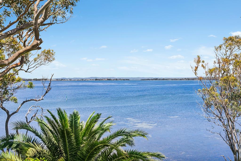 140 Diamond Head Dr, Budgewoi, NSW 2262