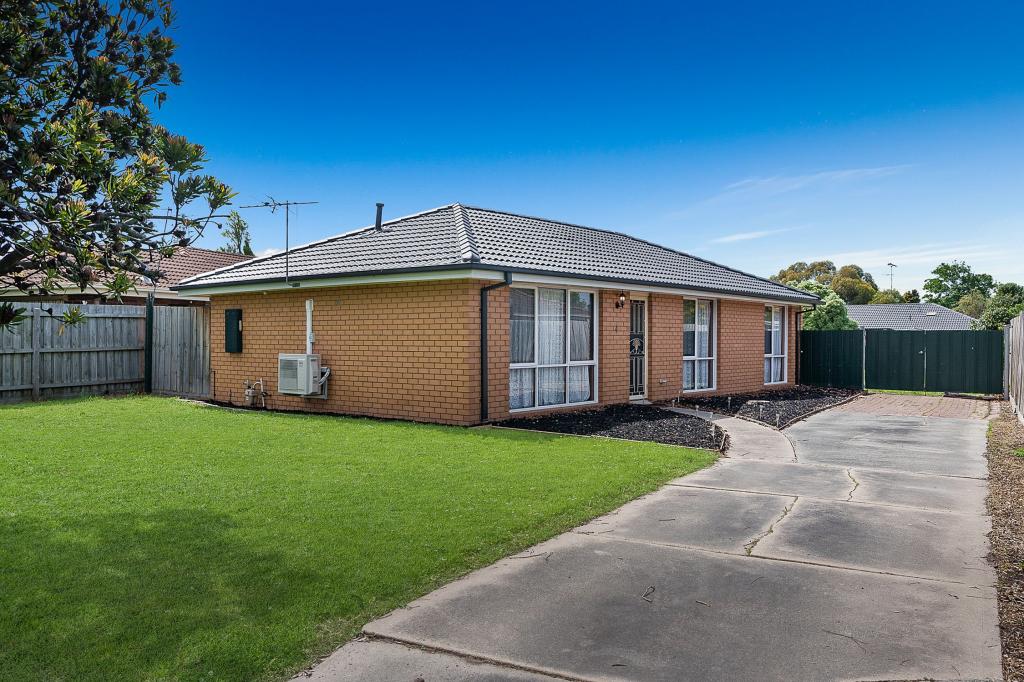 4 Katjusha Ct, Pakenham, VIC 3810