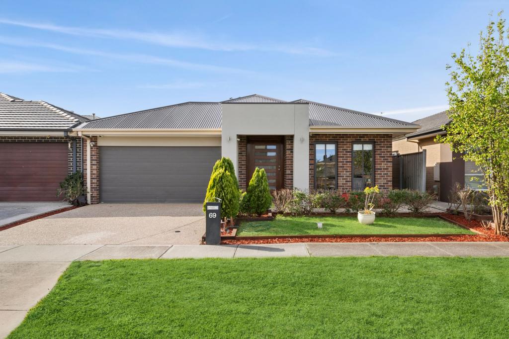 69 Westwood Bvd, Keysborough, VIC 3173