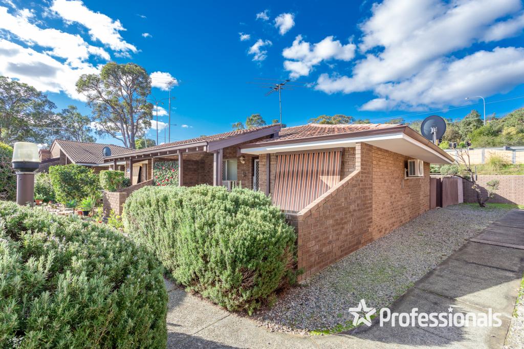 11/40 LENSHAM PL, ARMADALE, WA 6112