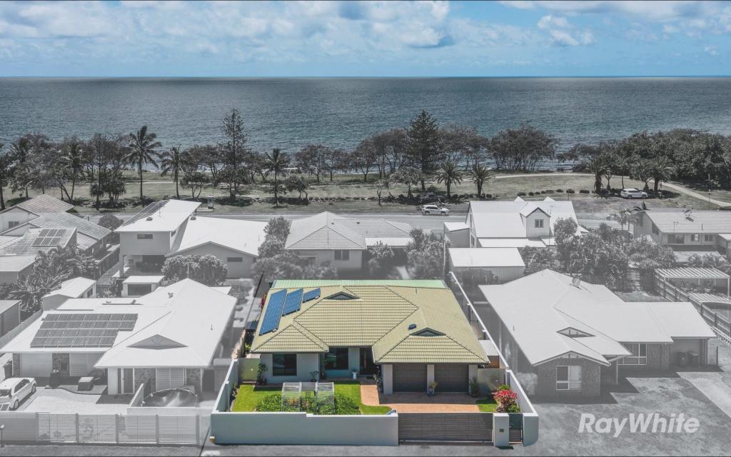 25 Oceanview St, Bargara, QLD 4670