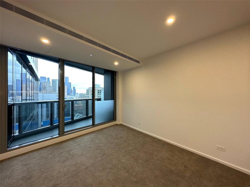 2111/81 CITY RD, SOUTHBANK, VIC 3006