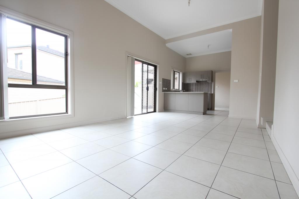 1/6-10 Kendall Dr, Casula, NSW 2170