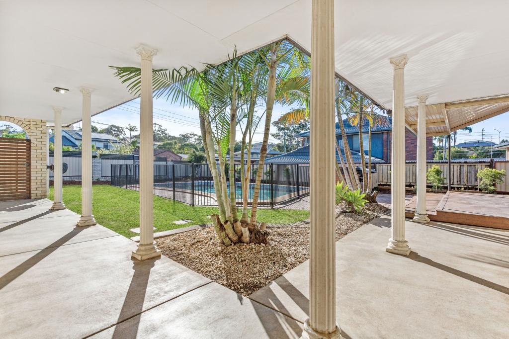 13 Crinum Cres, Southport, QLD 4215