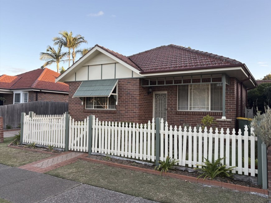 1/119 Kemp St, Hamilton South, NSW 2303