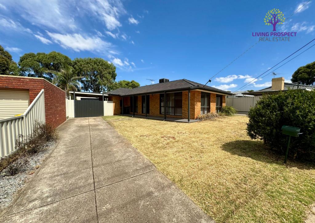 2 COWDEROY ST, HOPPERS CROSSING, VIC 3029