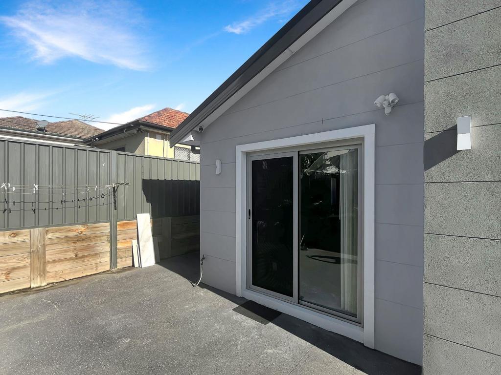 1a Hillcrest Ave, Villawood, NSW 2163