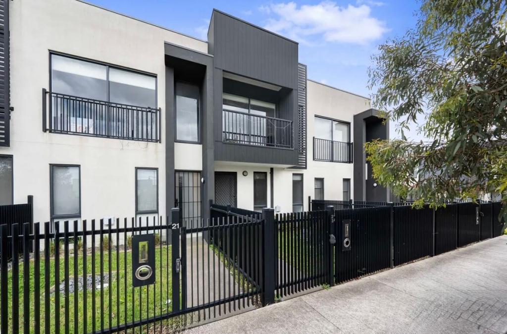 23 Lapis Walk, Craigieburn, VIC 3064