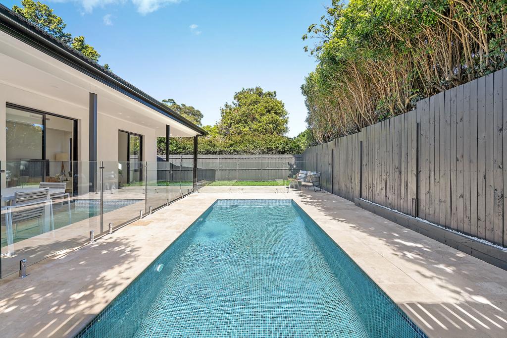 25 Kanoona Ave, St Ives, NSW 2075