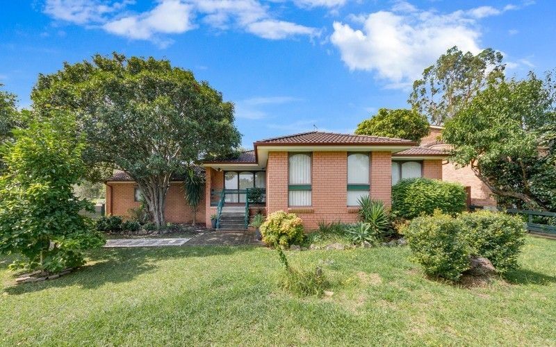 8 O'Malley Pl, Glenfield, NSW 2167