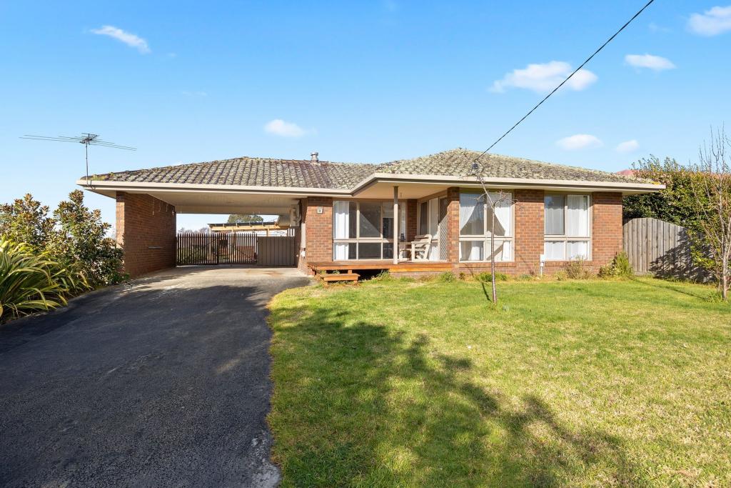 38 Inches Rd, Korumburra, VIC 3950