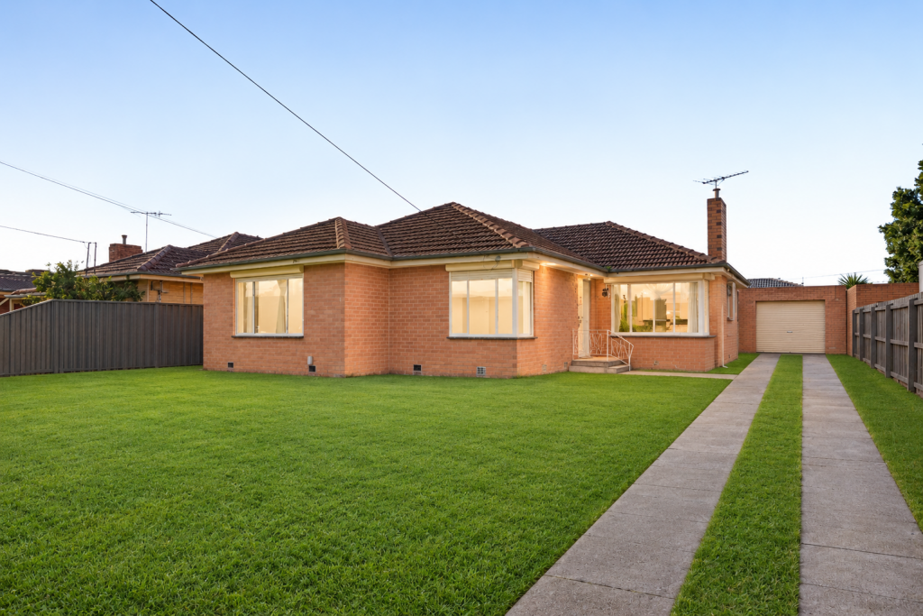 4 First Ave, Hoppers Crossing, VIC 3029
