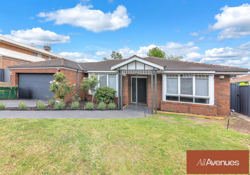 103 Waverley Park Dr, Cranbourne North, VIC 3977