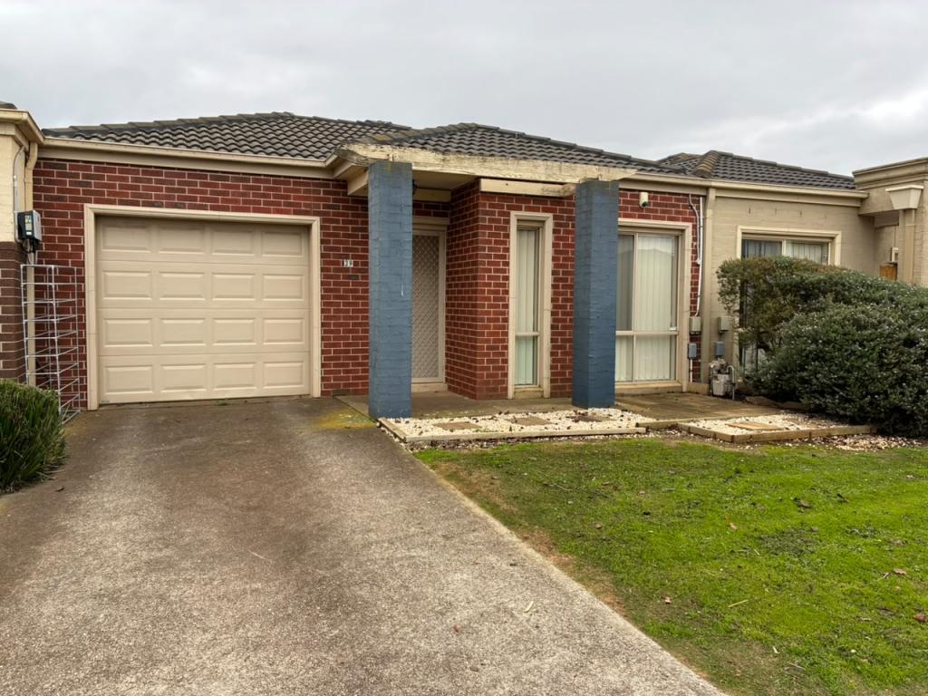 39/17 Crestmont Dr, Melton South, VIC 3338