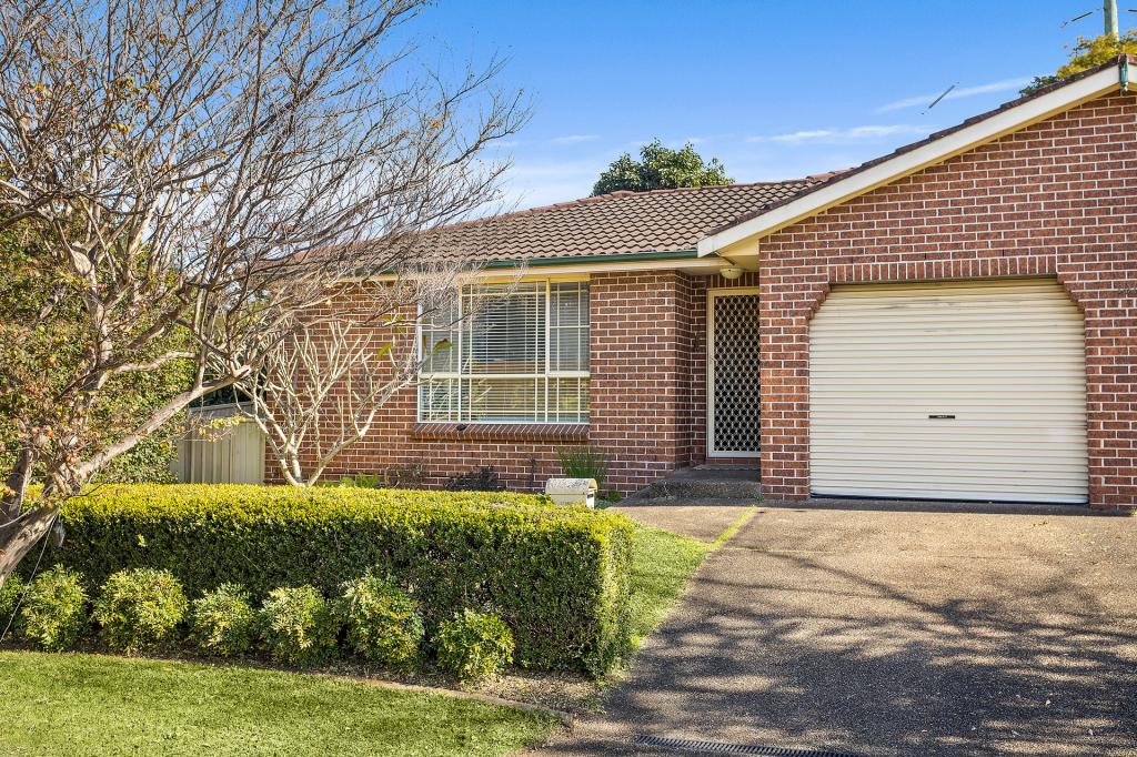 1/199 Gladstone Ave, Mount Saint Thomas, NSW 2500