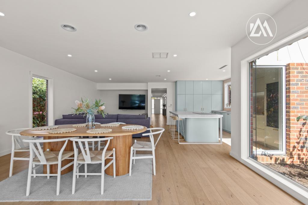 9 Heatherwood Gr, Langwarrin, VIC 3910