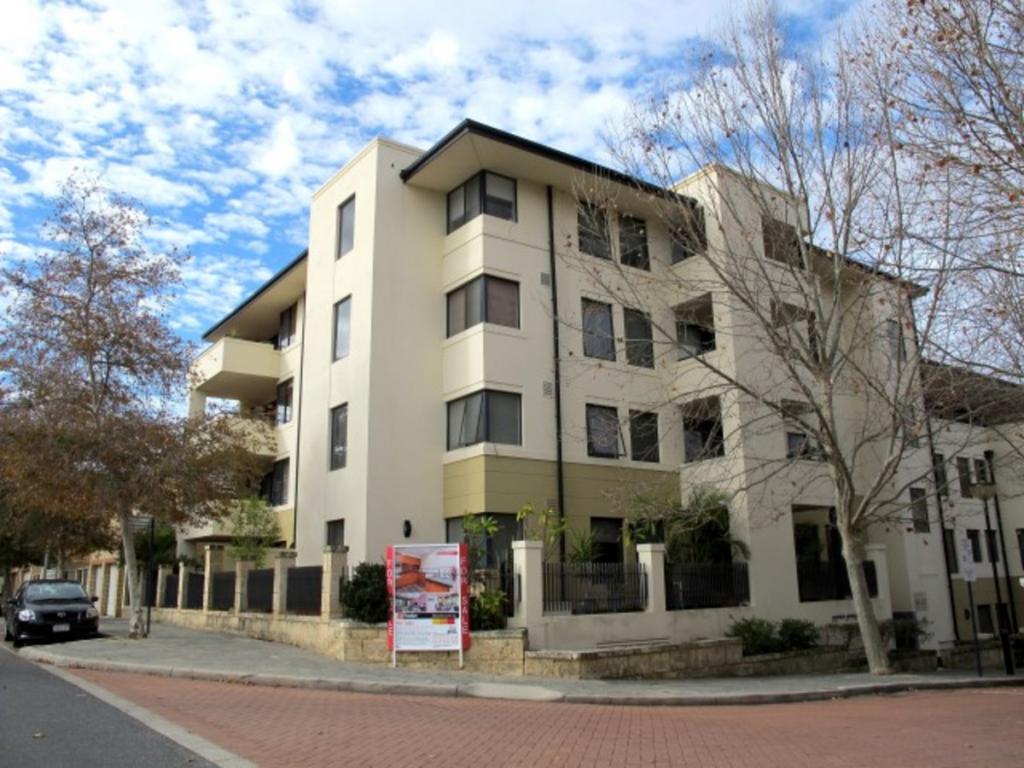 12/60-62 HENRY LAWSON WALK, EAST PERTH, WA 6004