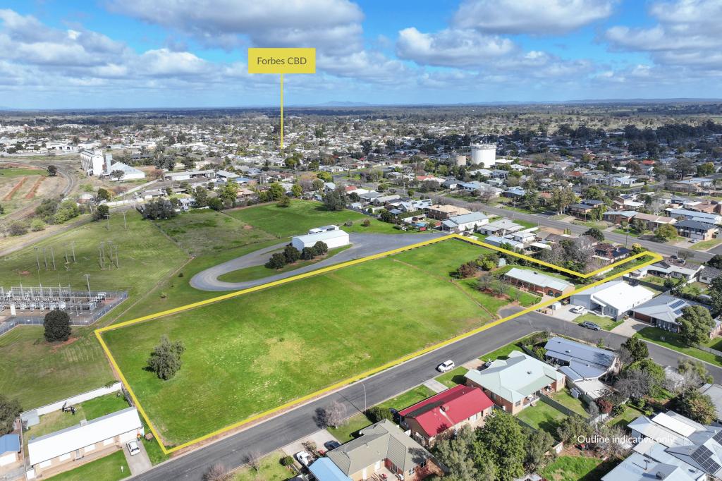 5 TICKNER ST, FORBES, NSW 2871
