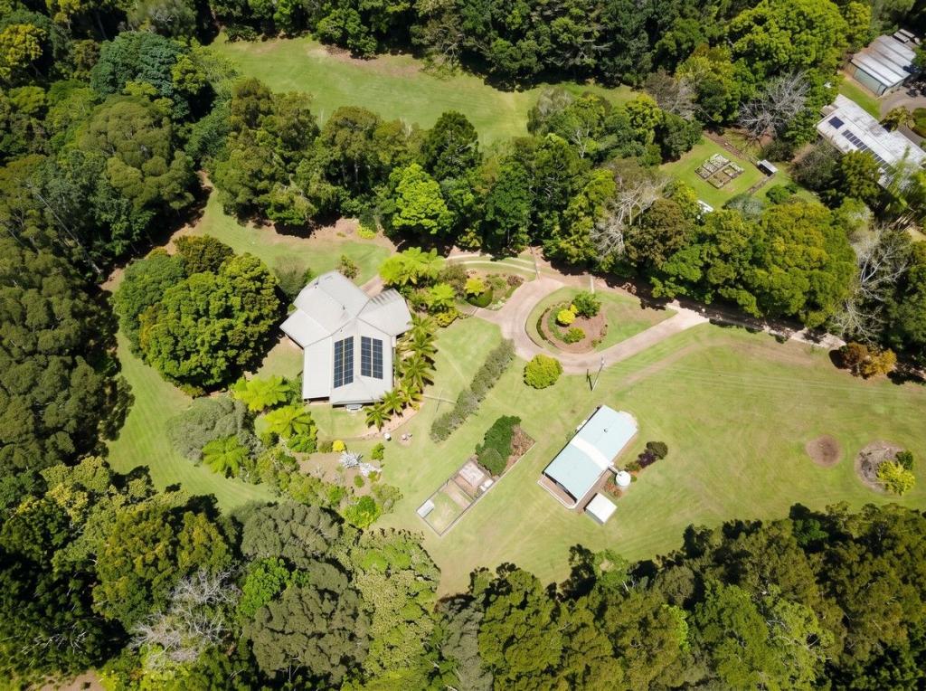 502 Lake Barrine Rd, Malanda, QLD 4885