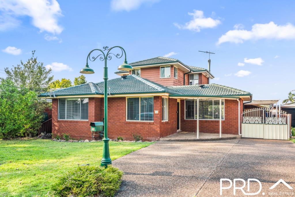 10 CHAUVEL AVE, MILPERRA, NSW 2214