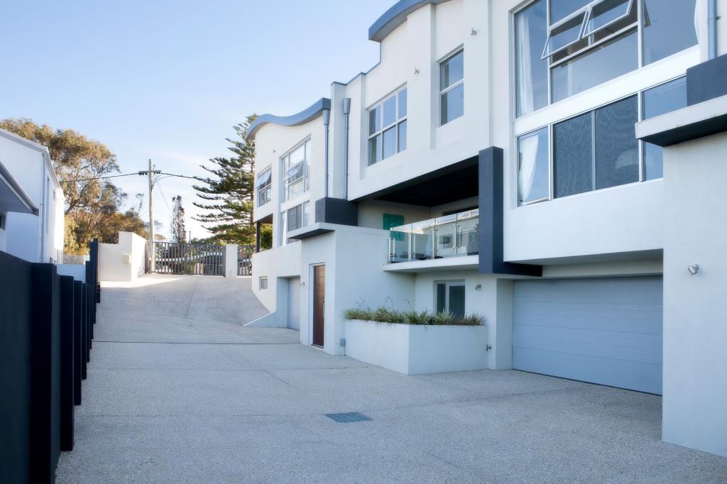 7c Wilton Pl, Scarborough, WA 6019