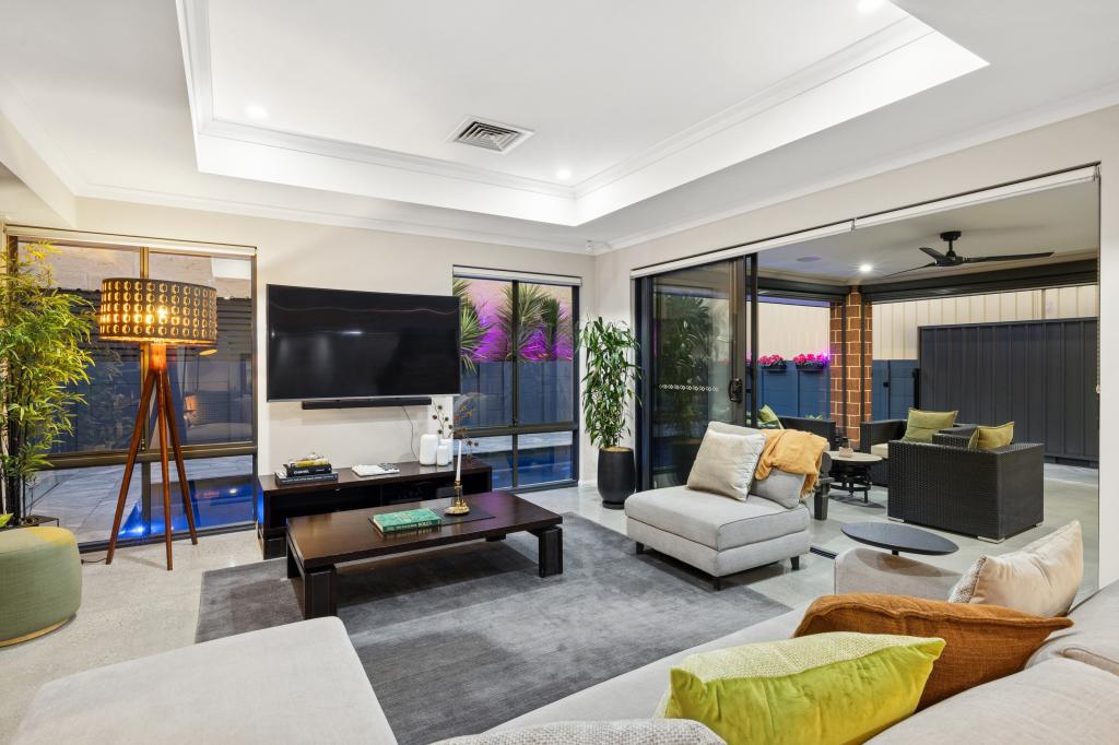 168a Railway Pde, Bayswater, WA 6053