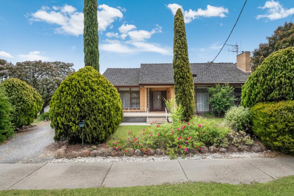 54 Adam St, Golden Square, VIC 3555