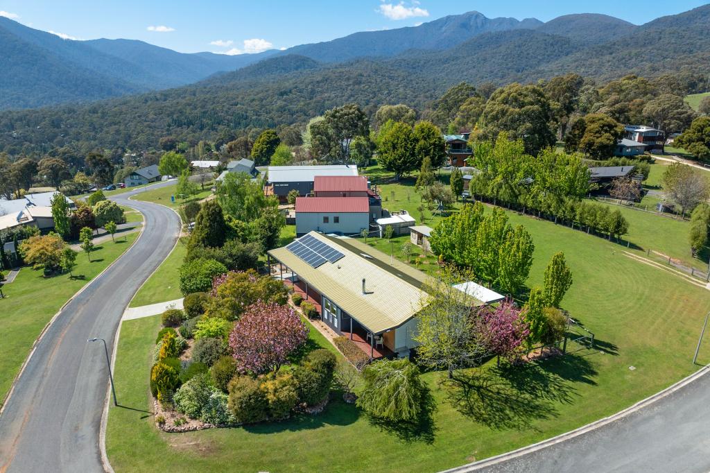 53 Alpine Ridge Dr, Merrijig, VIC 3723