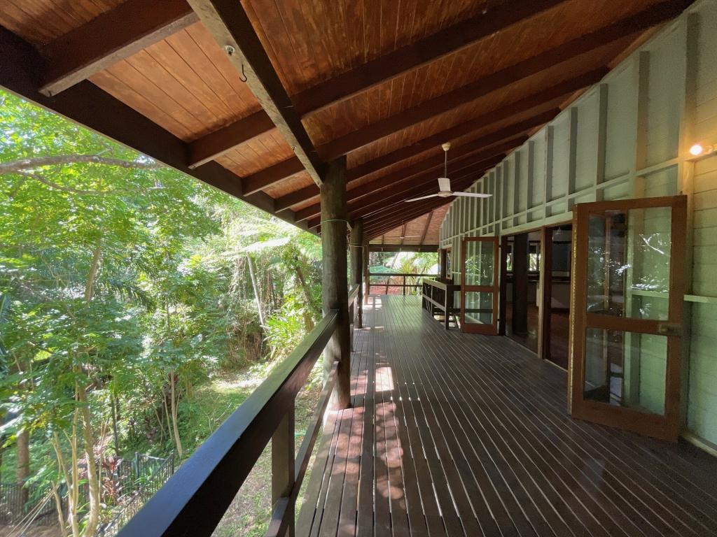 21 Bicton Cl, Bingil Bay, QLD 4852