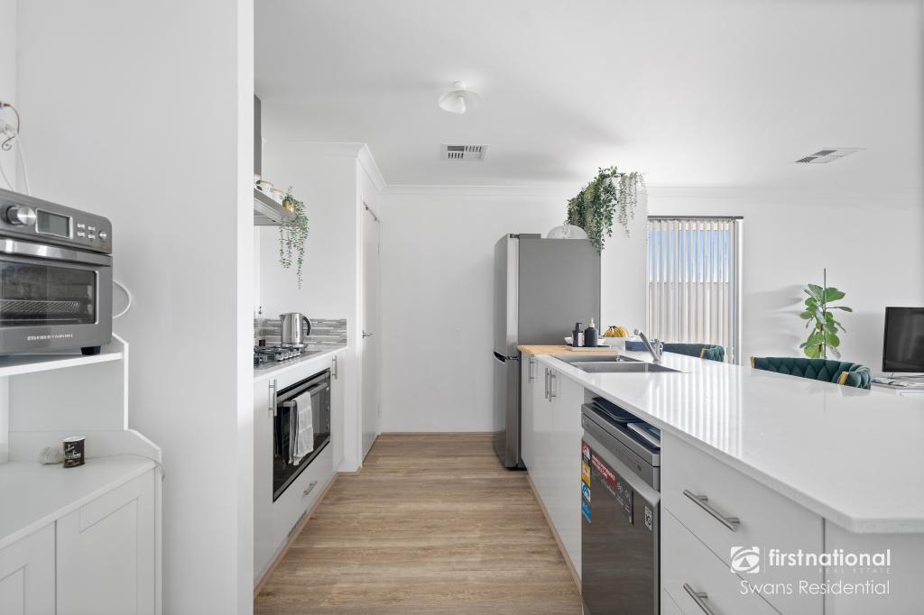 16 Venetian Rd, Eglinton, WA 6034