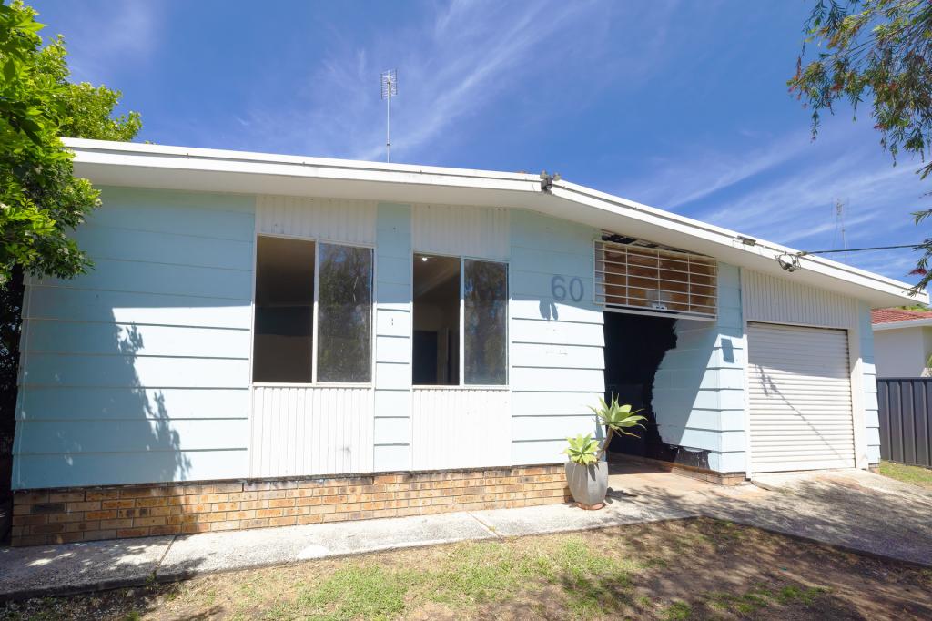 60 Dalton St, Wyoming, NSW 2250