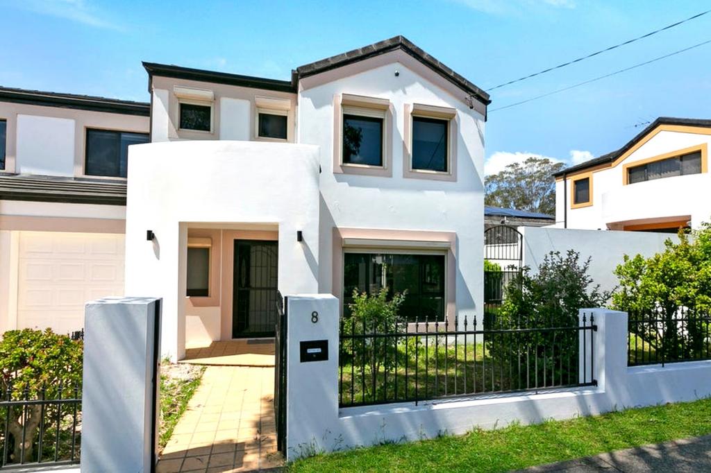 8 Walker St, Merrylands, NSW 2160