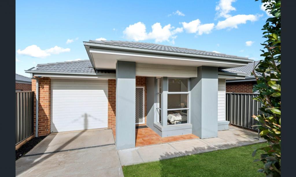 21A LOTHIAN AVE, WINDSOR GARDENS, SA 5087