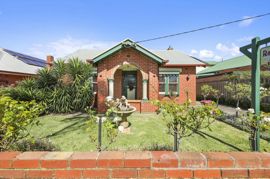 7 MAIN SOUTH RD, DROUIN, VIC 3818