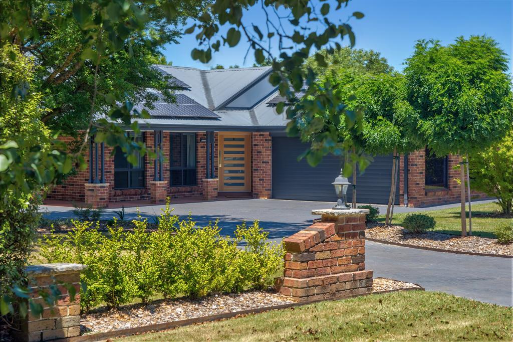 11 Victor Cres, Moss Vale, NSW 2577