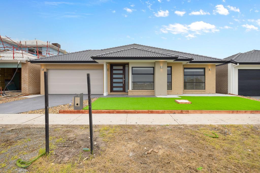 12 Officer Ave, Clyde, VIC 3978