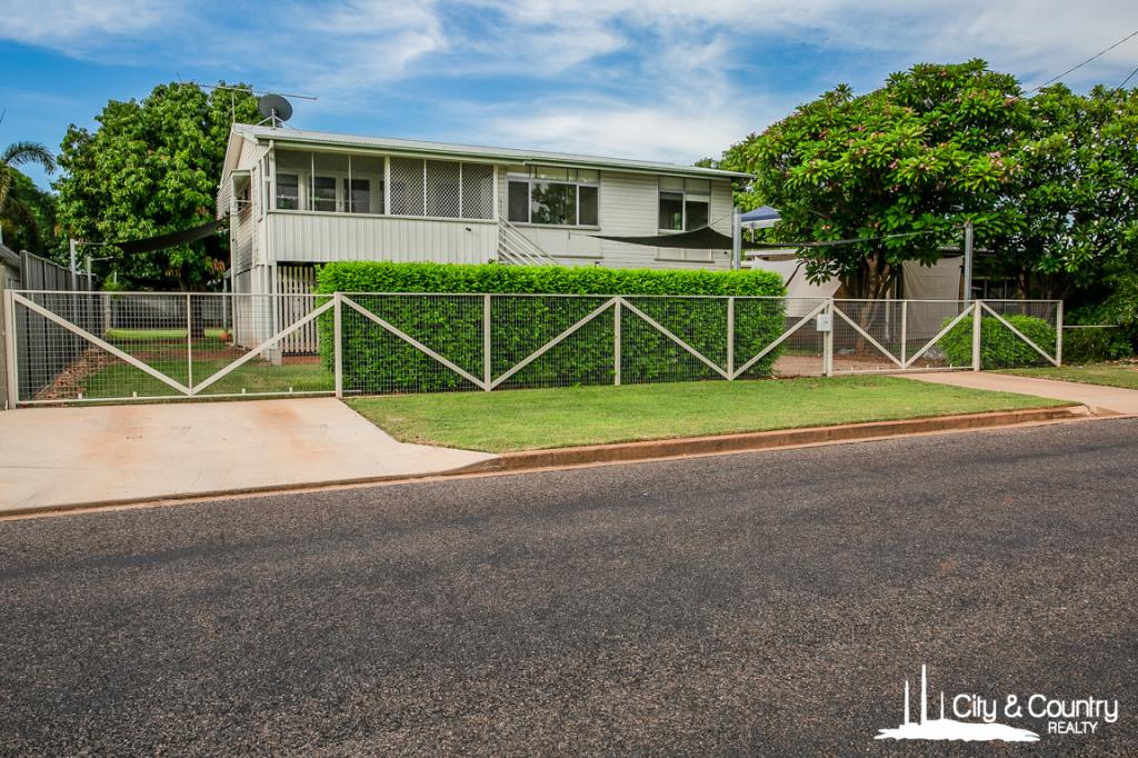 26 Clarke St, Mornington, QLD 4825