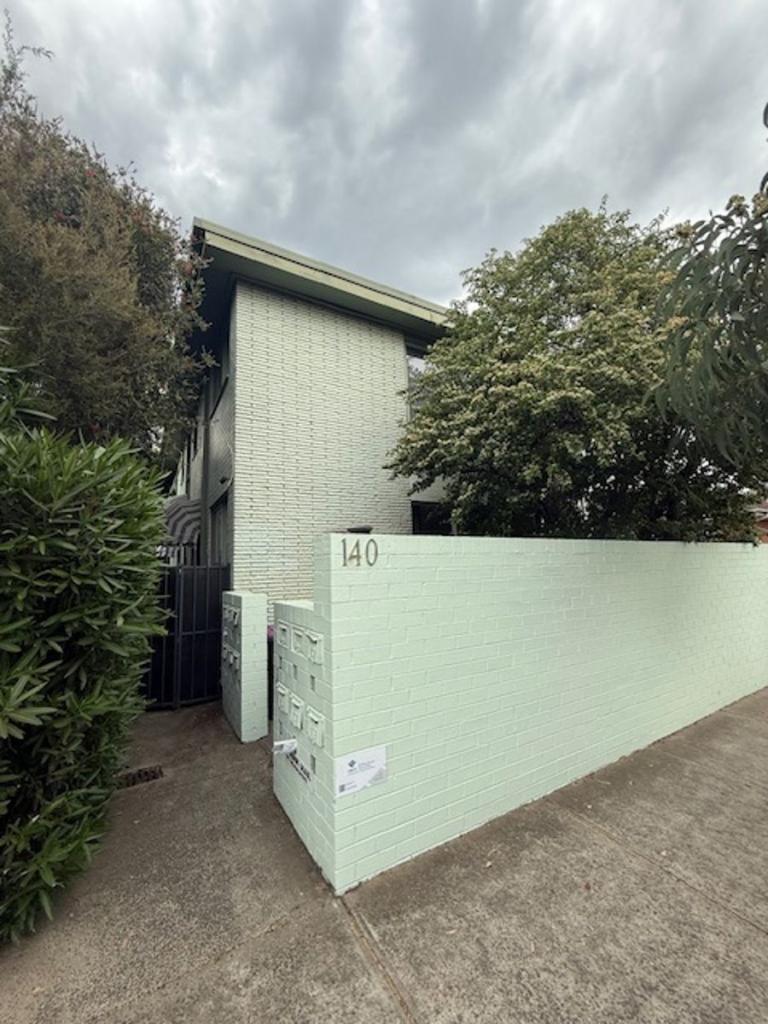 2/140 BLYTH ST, BRUNSWICK EAST, VIC 3057