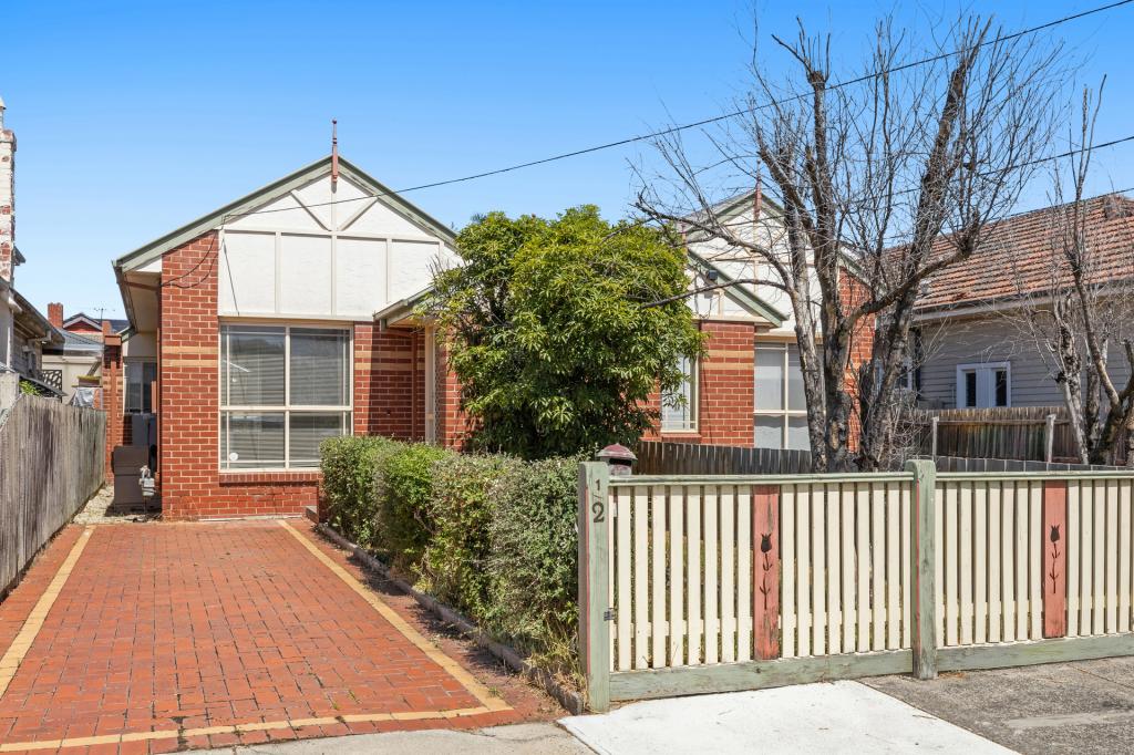 1/2 Waratah St, Pascoe Vale, VIC 3044