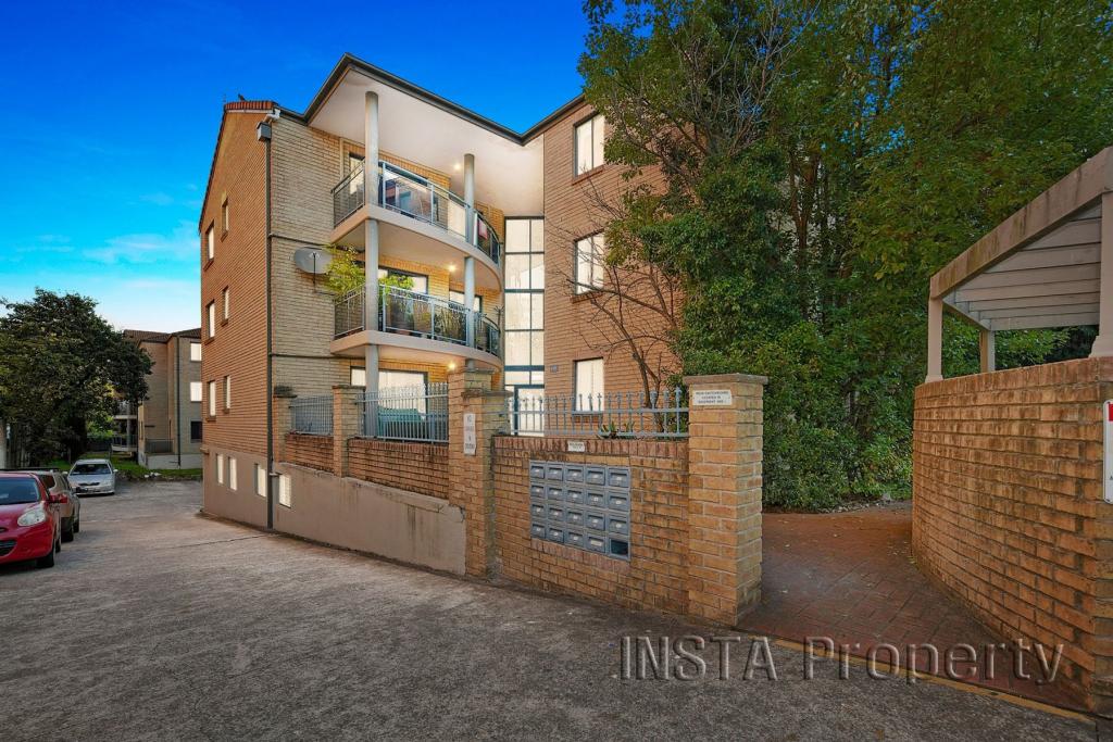 13/4 Gordon St, Bankstown, NSW 2200