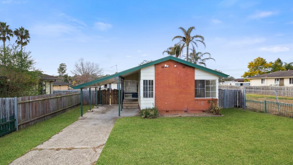 6 Mungadal Way, Airds, NSW 2560