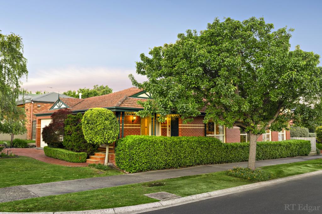1 Devere Gdns, Vermont South, VIC 3133