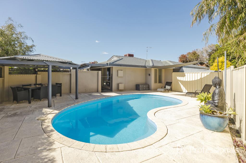19 Burham Ct, Marangaroo, WA 6064